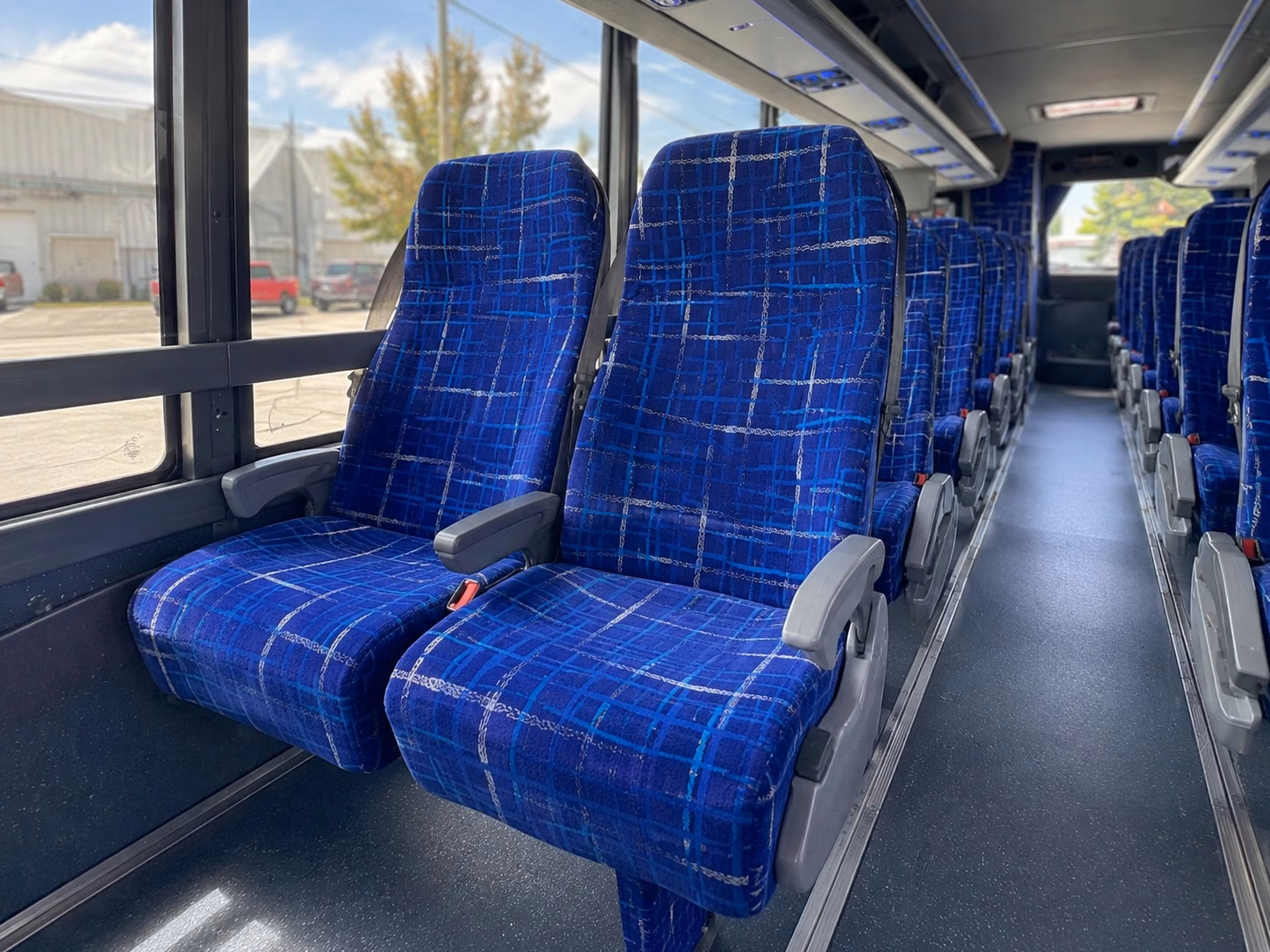 cal state fullerton titans game day shuttle bus rentals