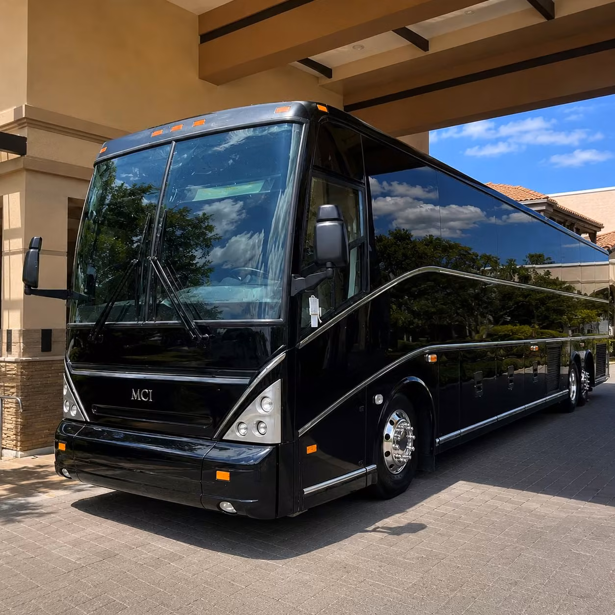 corporate event bus rentals in fullerton