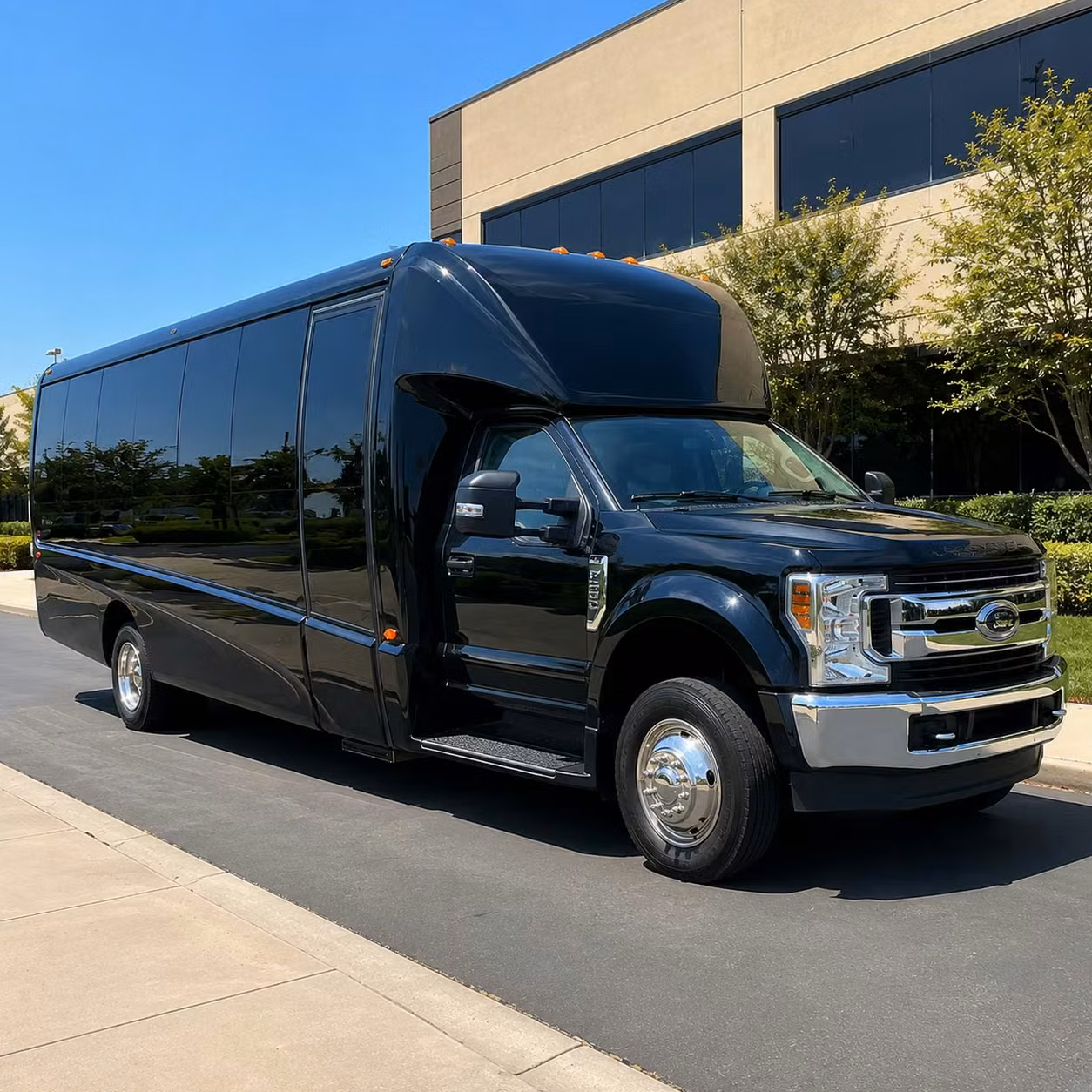 fullerton 18 passenger minibus rental