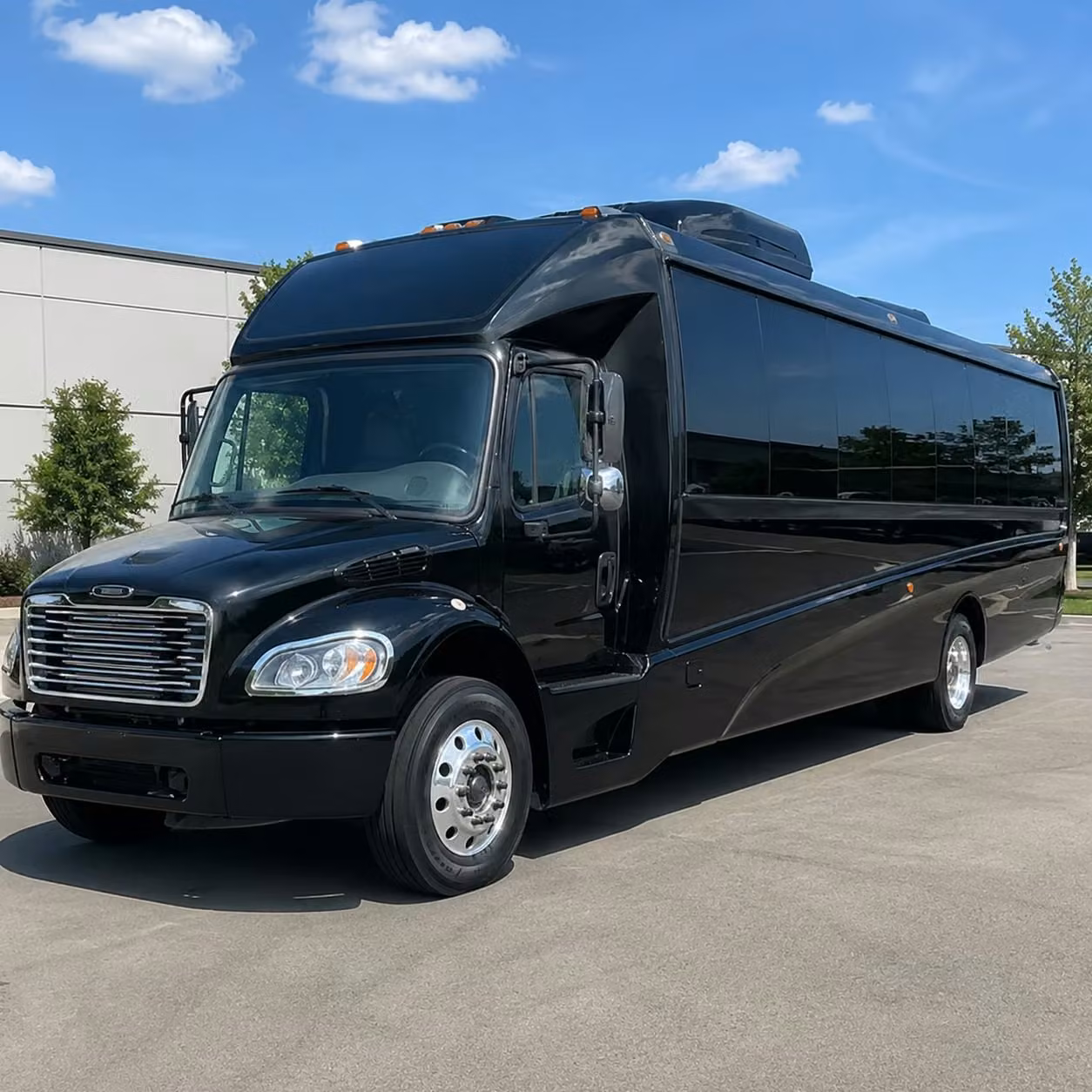 minibus rentals for fullerton youth groups clubs and after school programs